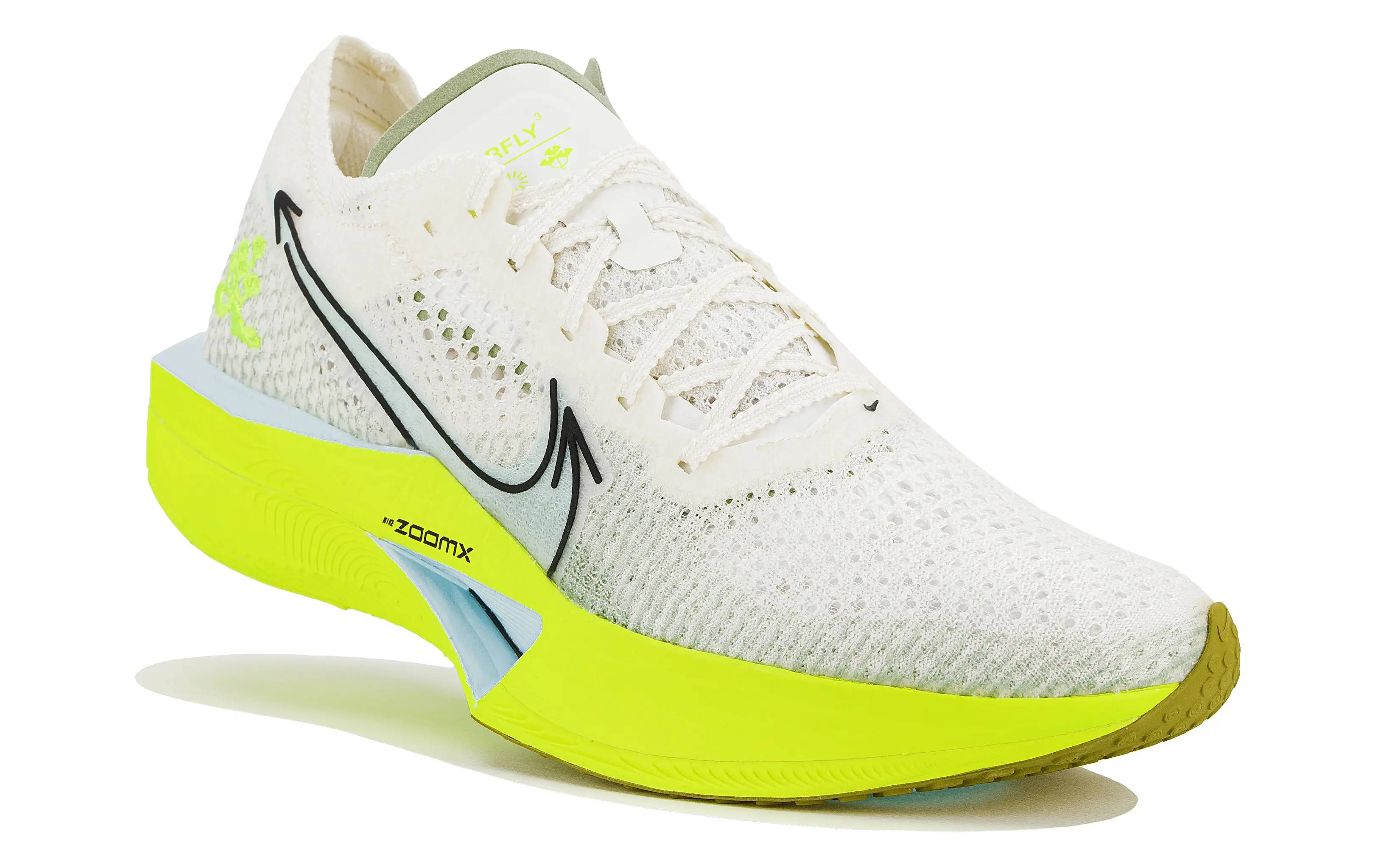 Chaussures � plaque carbone