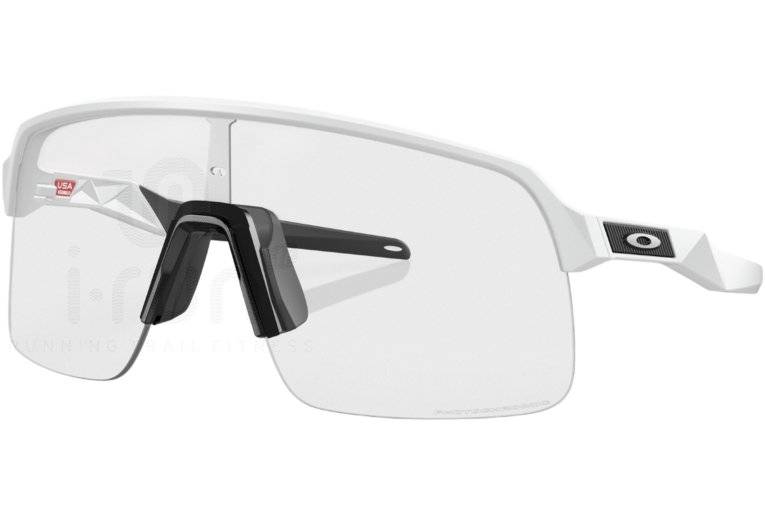 Oakley Sutro Lite Photochromic Clear