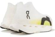 On-Running Cloudboom Strike LS
