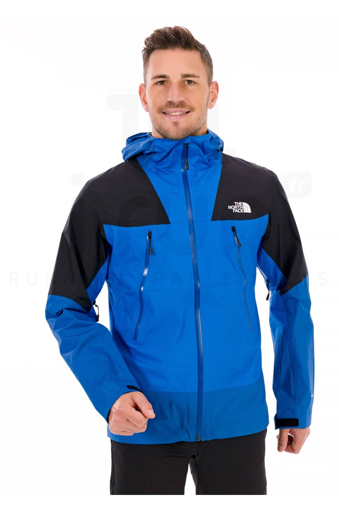 The North Face Signal 2.5L DryVent 